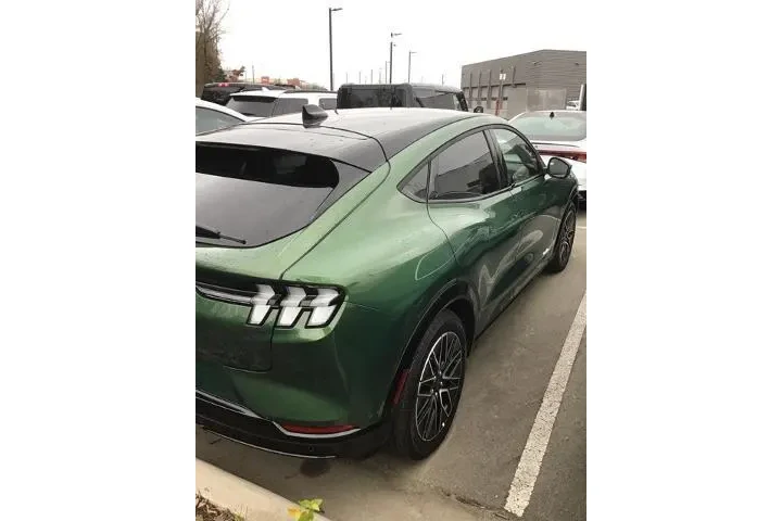 $37591 : Ford Mustang Mach-E 2024 AWD image 9