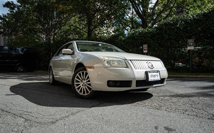 $8500 : 2008 MERCURY MILAN image 2