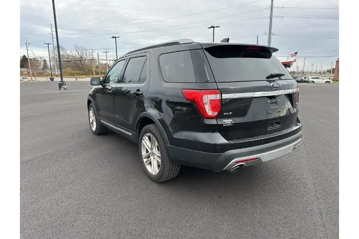 $13719 : Ford Explorer 2016 AWD XLT 4 image 5