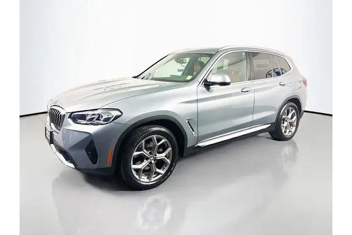 $38433 : BMW X3 2023 AWD xDrive30i 4d image 2