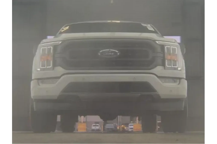 $33999 : Ford F-150 2023 4x4 XL 4dr S image 4