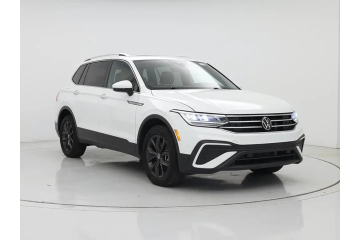 $22998 : Volkswagen Tiguan 2024 SE 4d image 1