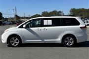 $14888 : PRE-OWNED 2014 TOYOTA SIENNA thumbnail