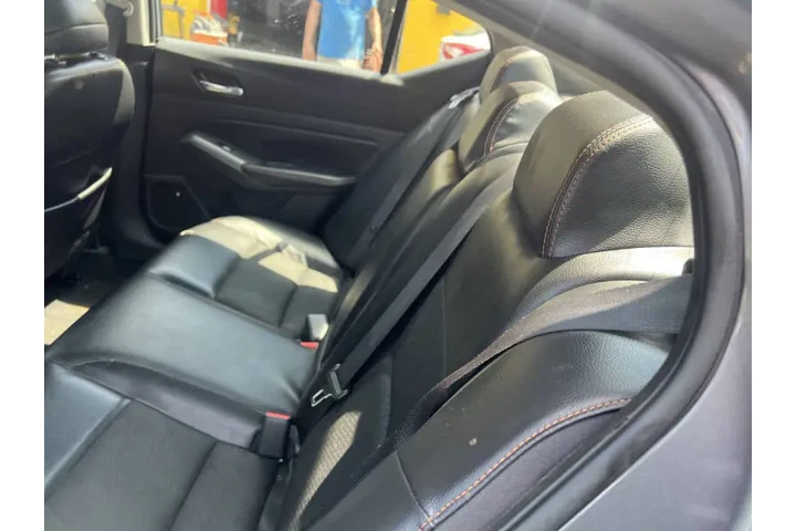 $12999 : 2020 Altima 2.5 SR image 7