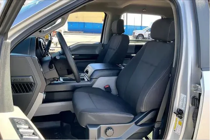 $25580 : Ford F-150 2017 4x2 XL 4dr S image 7