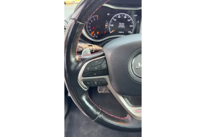 $24388 : Jeep Grand Cherokee 2020 4x4 image 9