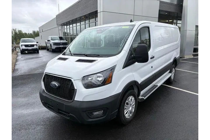 $33495 : Ford Transit 2024 250 3dr LW image 6