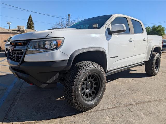 $27995 : 2019 Colorado 4WD Crew Cab ZR2 image 1