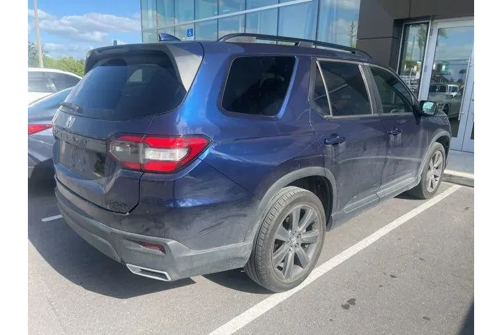 $33743 : Honda Pilot 2023 AWD Sport 4 image 5