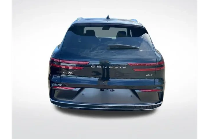 $39900 : Genesis GV70 2026 AWD 2.5T S image 7