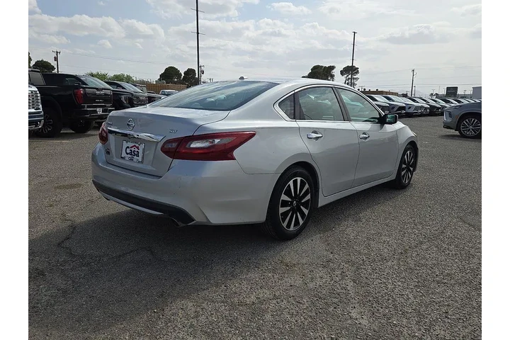 $15995 : Nissan Altima 2018 2.5 SV 4d image 3