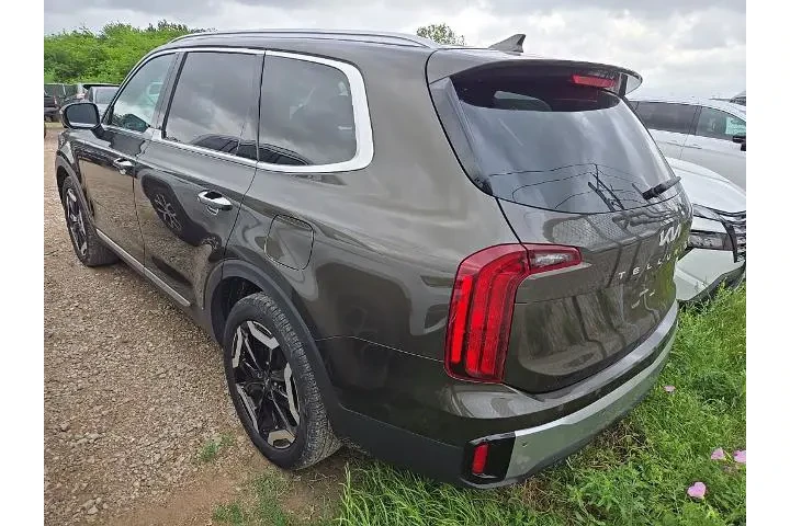 $38178 : Kia Telluride 2025 AWD S 4dr image 2
