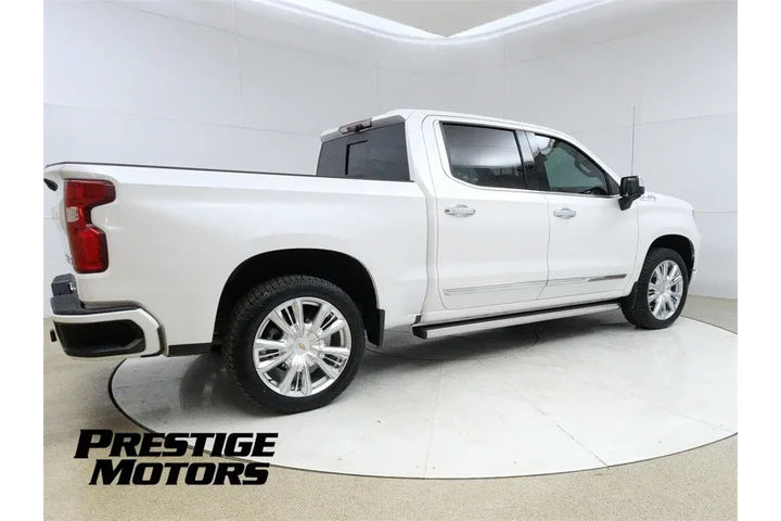$43999 : 2022 Silverado 1500 High Coun image 7