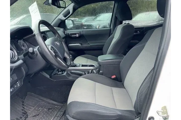 $34222 : Toyota Tacoma 2020 4x4 TRD P image 5