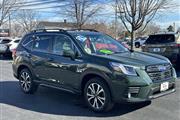 PRE-OWNED 2024 SUBARU FORESTER