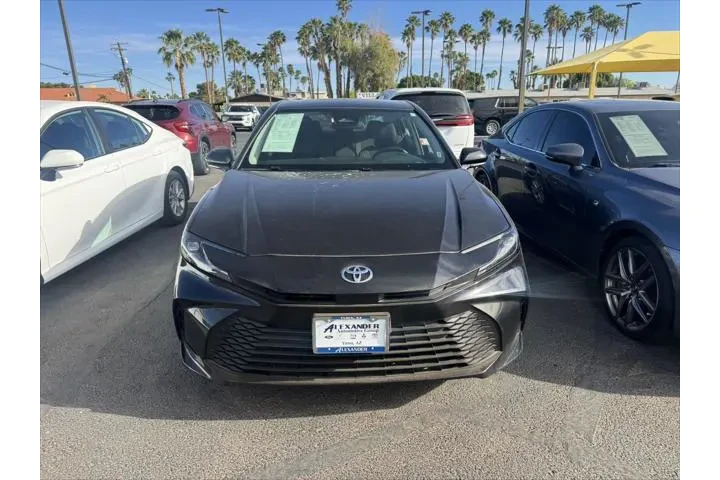 $26999 : Toyota Camry 2025 SE 4dr Sed image 2