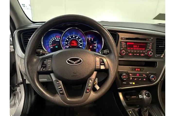 $6900 : Kia Optima 2013 LX 4dr Sedan image 8