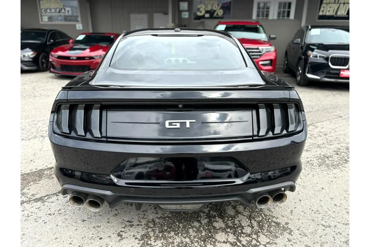 2020 Mustang GT Coupe image 2