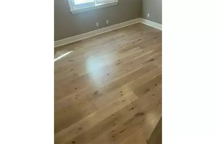 PISOS DE MADERA image 1