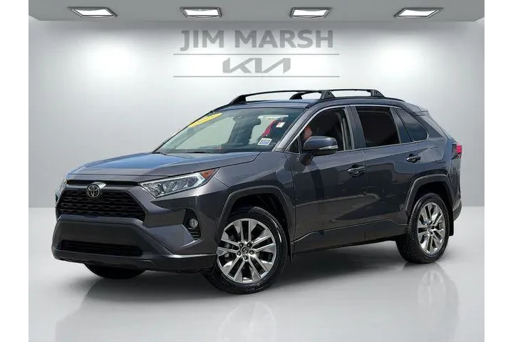 $23588 : Toyota RAV4 2019 XLE Premium image 3