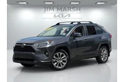 $23588 : Toyota RAV4 2019 XLE Premium thumbnail