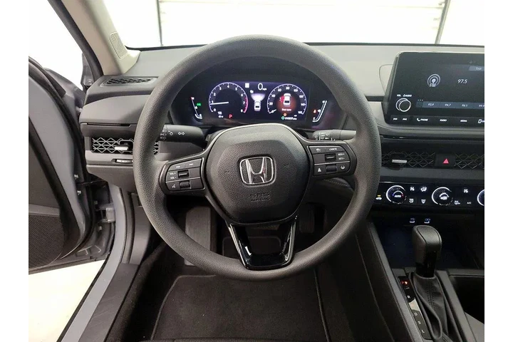 $28998 : Honda Accord 2025 SE 4dr Sed image 10