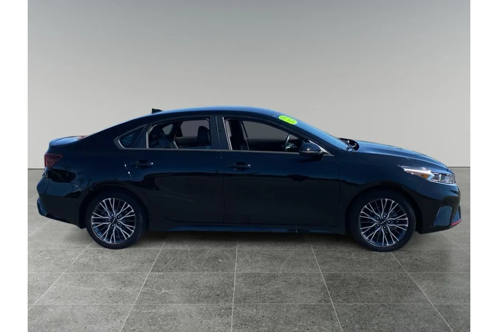 $28160 : Kia Forte 2024 GT-Line 4dr S image 6