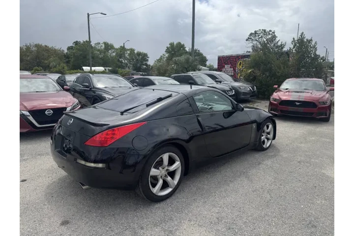 $5700 : 2007 350Z Touring image 6