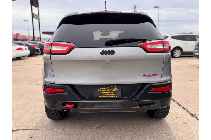 2015 Cherokee Trailhawk 4WD image 8