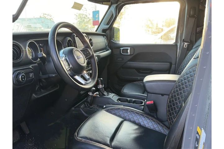 $32191 : Jeep Gladiator 2023 4x4 Over image 5