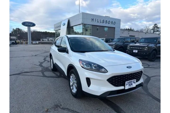 $20995 : Ford Escape 2022 AWD SE 4dr image 1