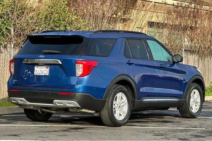 $26600 : Ford Explorer 2022 XLT 4dr S image 3