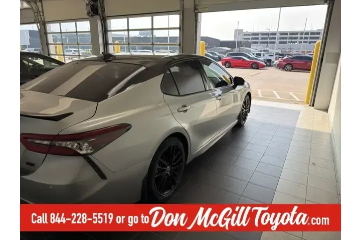 $33596 : Toyota Camry 2024 XSE V6 4dr image 4