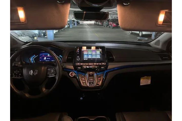 $39998 : Honda Odyssey 2024 Touring 4 image 7