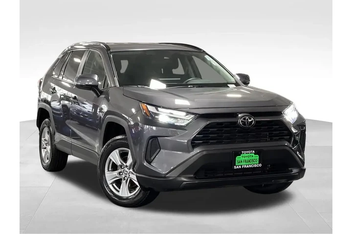 $31990 : 2023 RAV4 XLE image 7