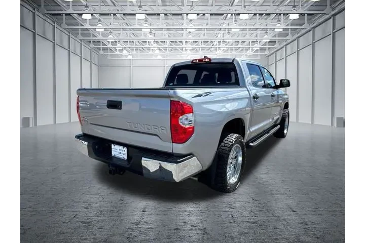 $39999 : Toyota Tundra 2020 4x4 SR5 4 image 7