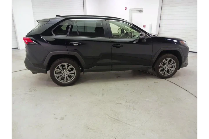 $38998 : Toyota RAV4 Hybrid 2024 AWD image 4