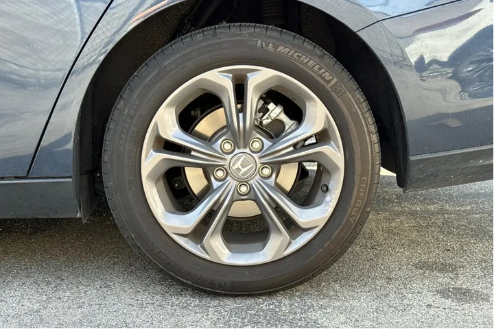 $24888 : Honda Accord 2023 EX 4dr Sed image 7