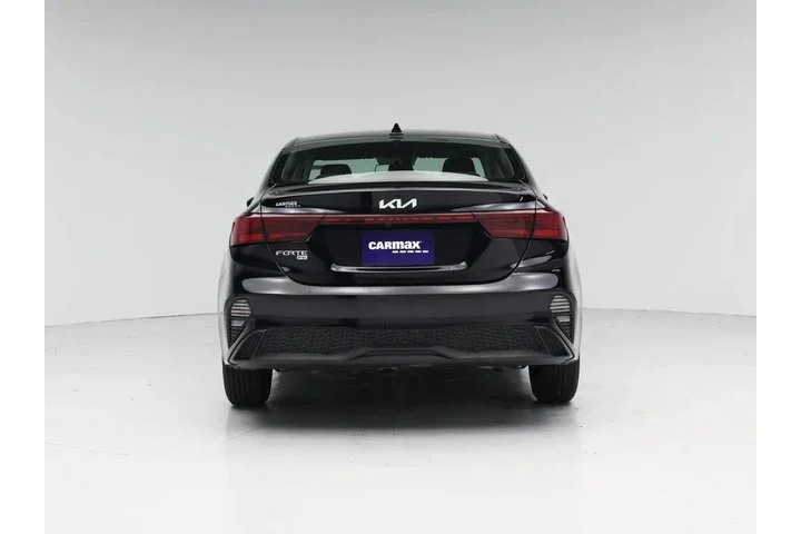 $19998 : Kia Forte 2024 LX 4dr Sedan image 6