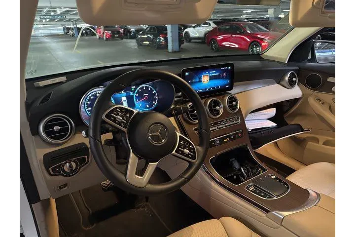 $30995 : Mercedes-Benz GLC 2022 GLC 3 image 6