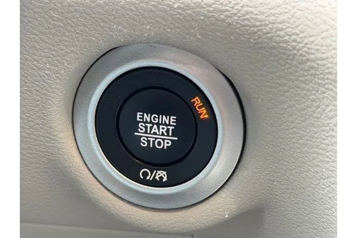 $20863 : Chrysler Voyager 2023 LX 4dr image 8