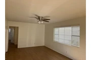 $900 : Belmont Heights bungalow! thumbnail