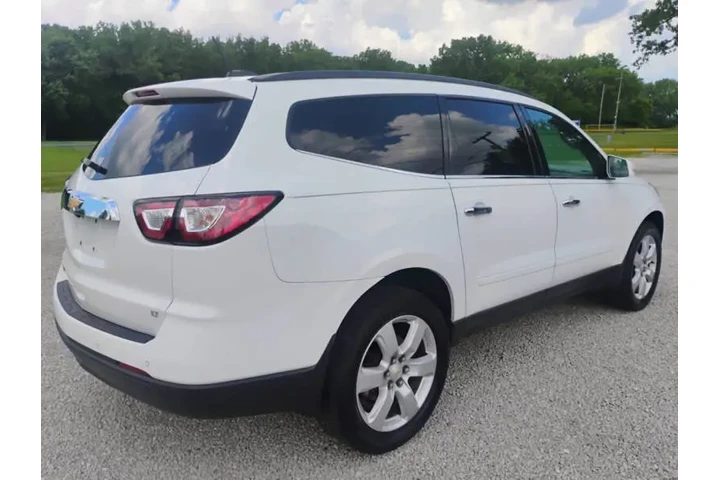 $10997 : 2017 Traverse LT image 6