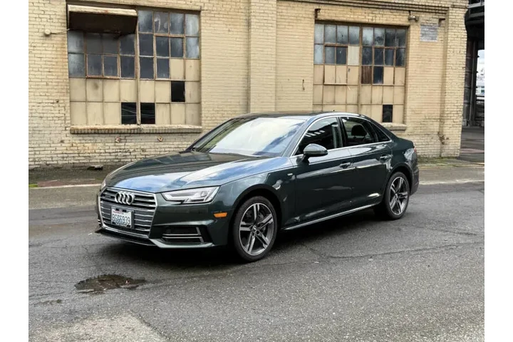 2017 A4 2.0T quattro Premium image 3