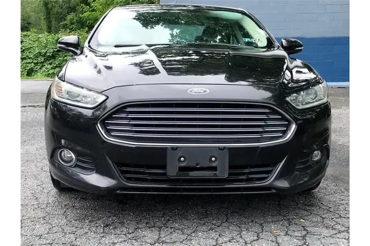 $6878 : 2014 Fusion image 7