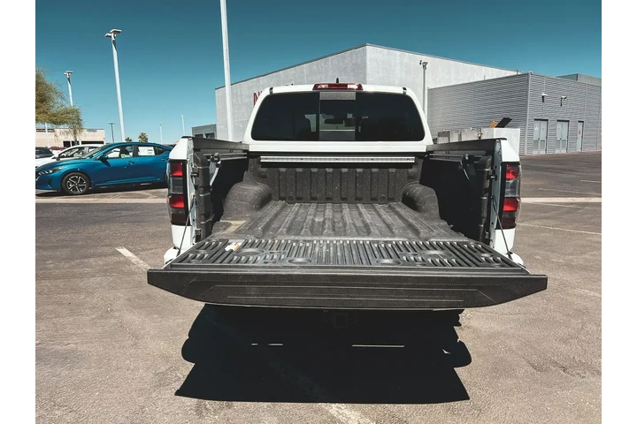$38917 : Nissan Frontier 2024 4x4 PRO image 7