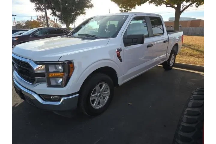 $31549 : Ford F-150 2023 4x2 XLT 4dr image 5