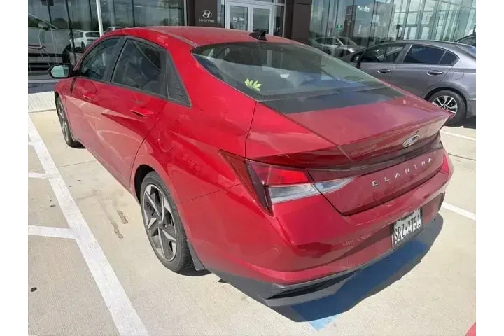 $19988 : Hyundai ELANTRA 2023 SEL 4dr image 1