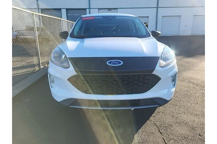 $15399 : Ford Escape 2022 AWD SE 4dr image 3