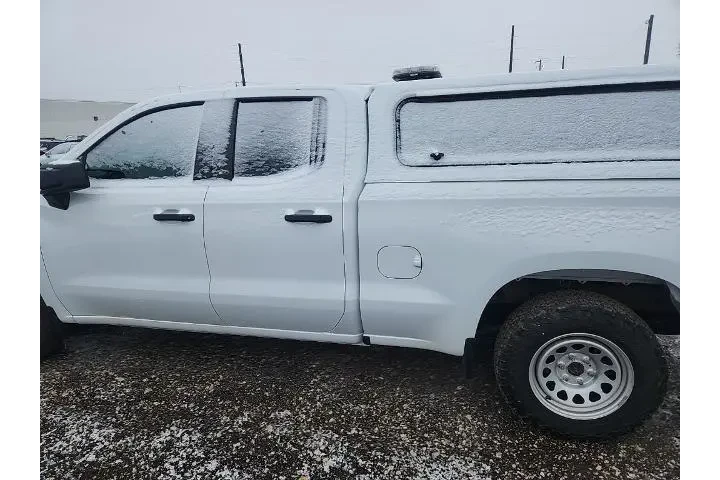 $28990 : Chevrolet Silverado 1500 202 image 10
